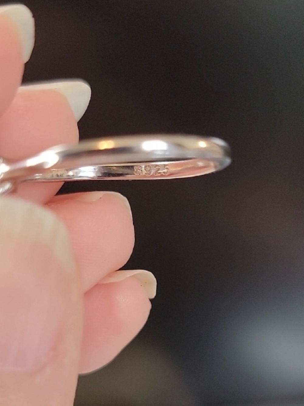Classy Elegant 1.5ct  Moissanite Ring in silver with COA 💍 - Picture 4 of 12